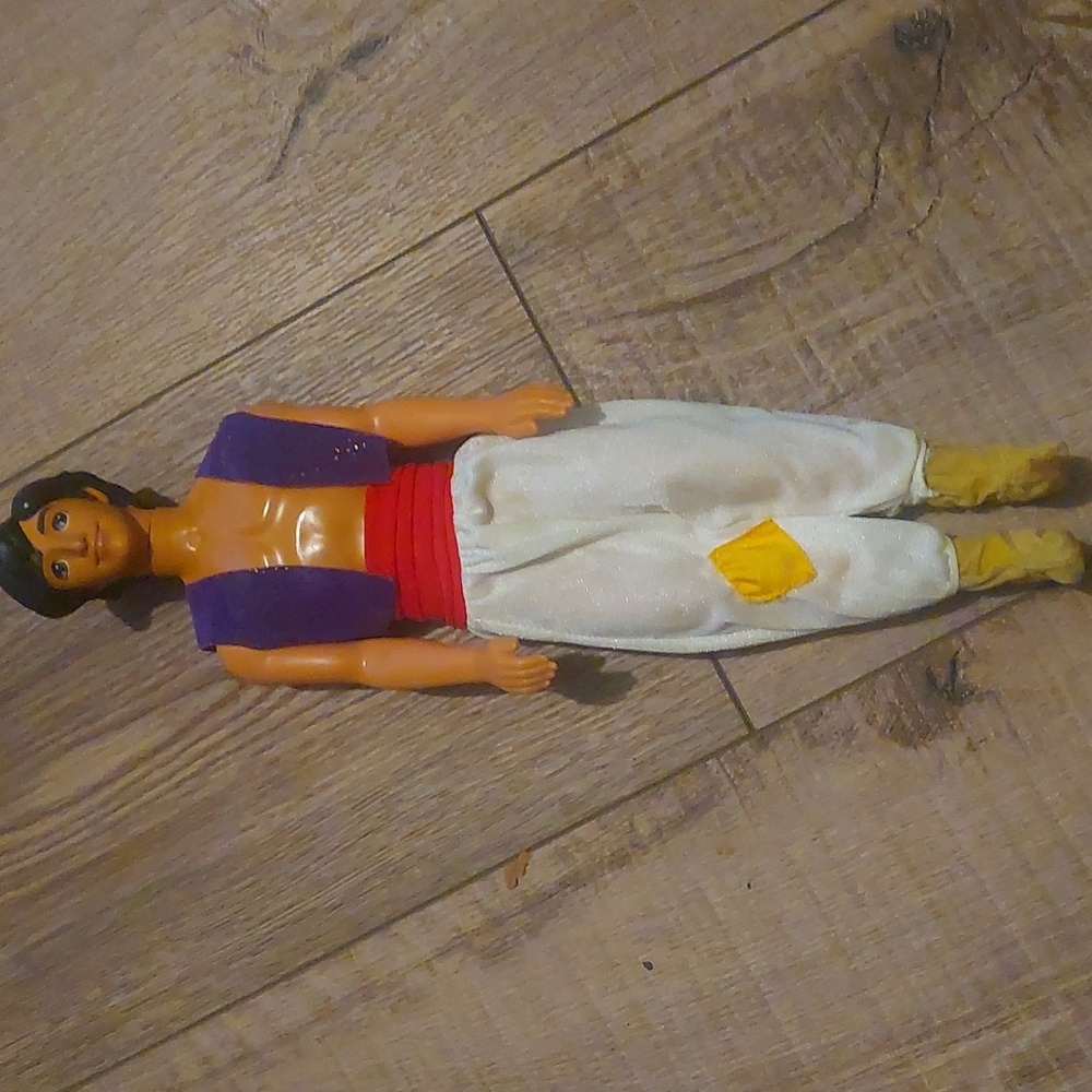 Vintage Aladdin doll